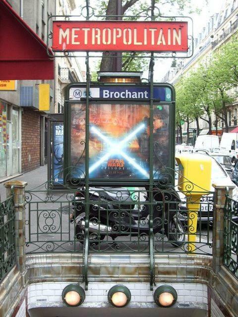 Arty 20m² District Of Batignolles Parigi